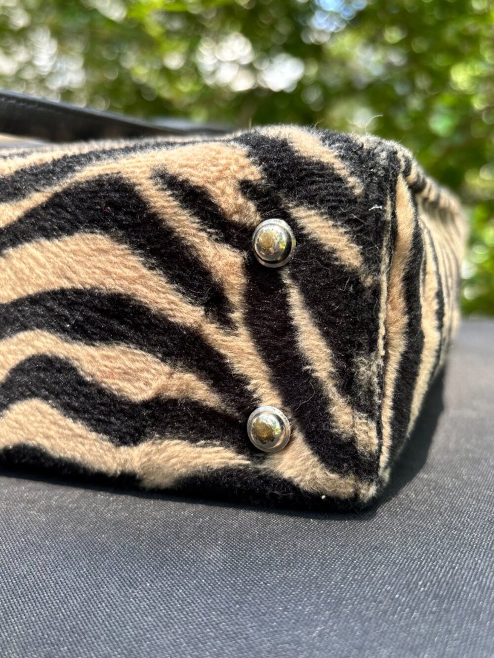 Vintage Kate Spade Animal Print Tote Bag with Red Interior. Excellent Condition - Picture 5 of 10
